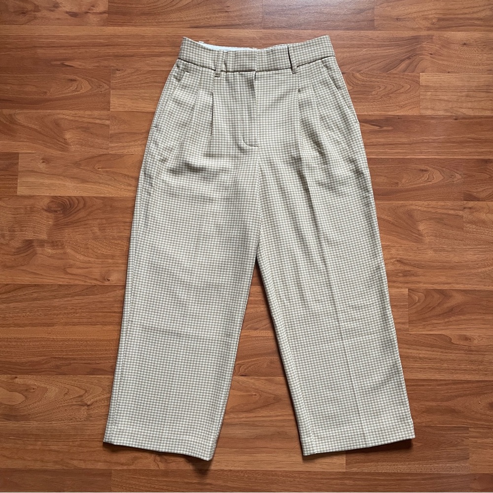 Aritzia Wilfred Beige Houndstooth Effortless Cropped Pants